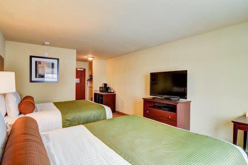 Cobblestone Hotel And Suites - Jefferson Екстер'єр фото