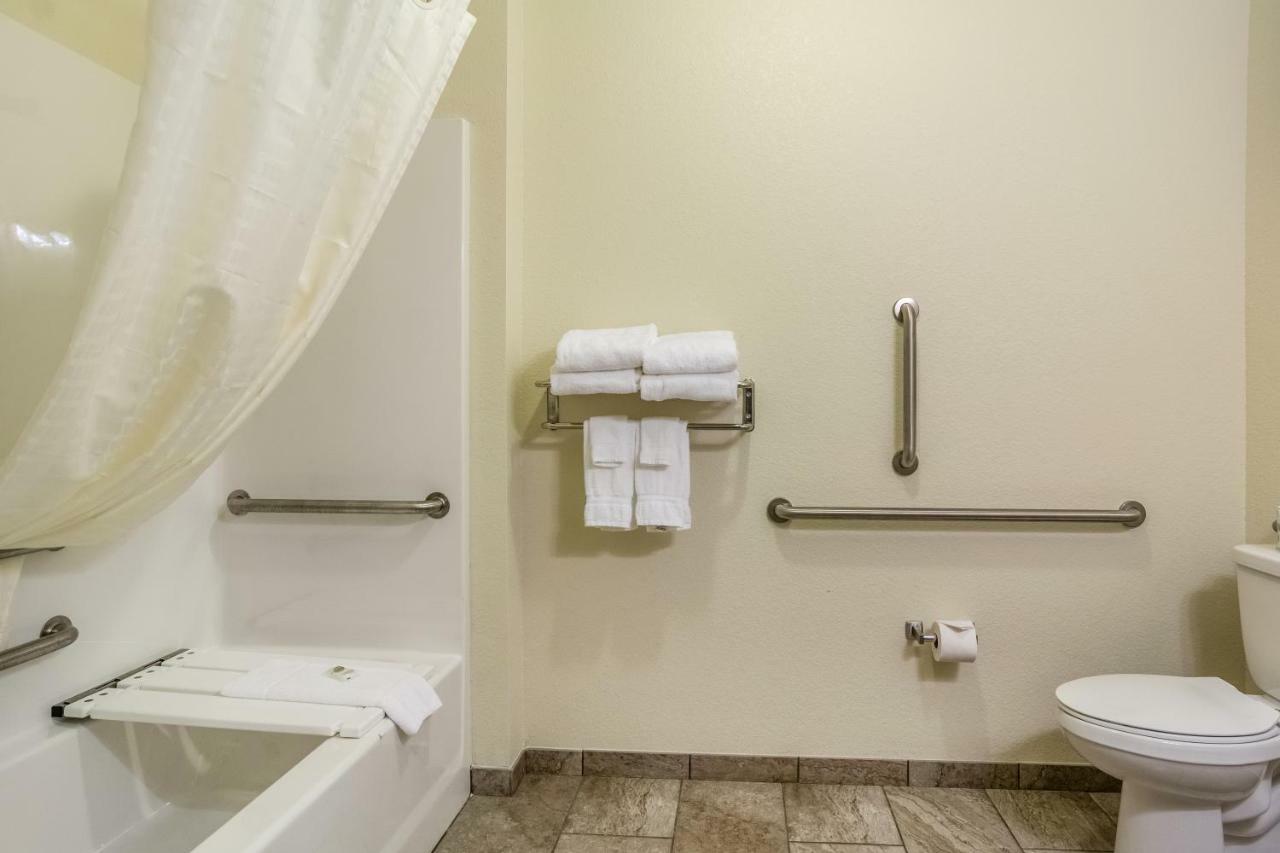 Cobblestone Hotel And Suites - Jefferson Екстер'єр фото